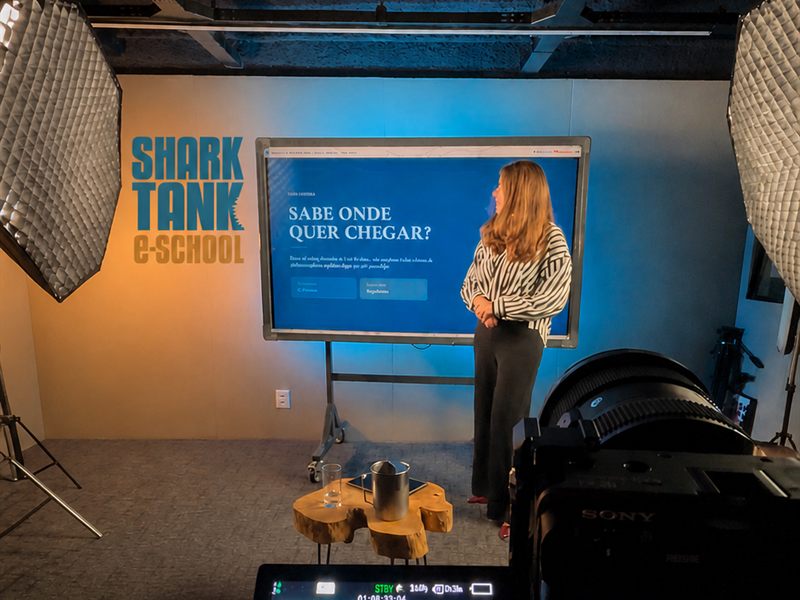 Shark Tank School · banca e pitch de IA